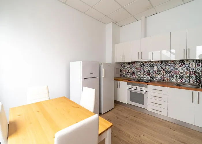 Δωμάτια σε οικογενειακή κατοικία Un Lugar House Canteras - Coliving