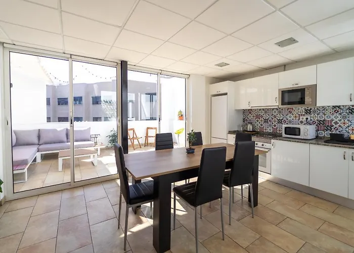 Un Lugar House Canteras - Coliving Δωμάτια σε οικογενειακή κατοικία