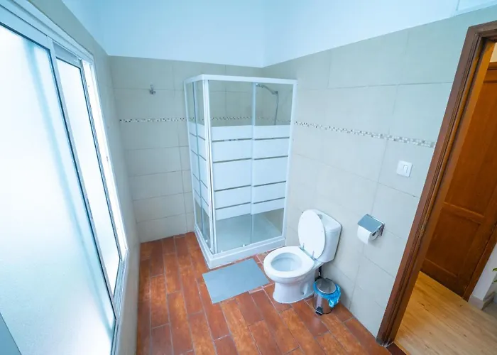 Un Lugar House Canteras - Coliving Δωμάτια σε οικογενειακή κατοικία Λας Πάλμας ντε Γκραν Κανάρια